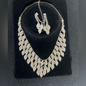 Rhinestone Necklace w/ Earrings